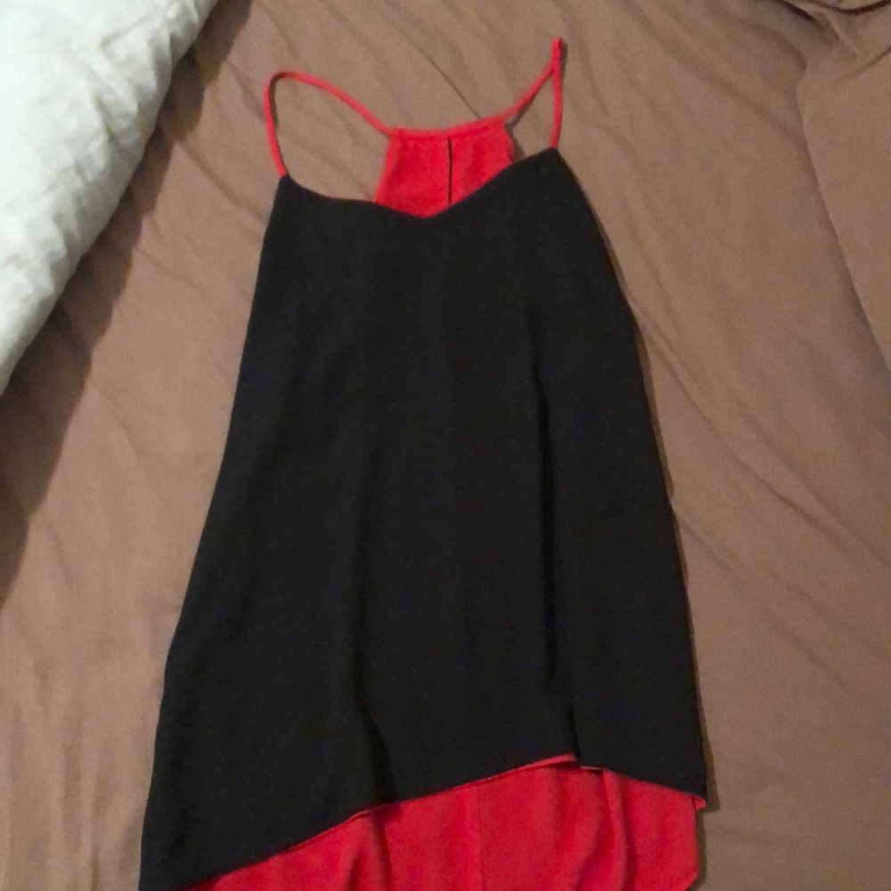 Reversible tank